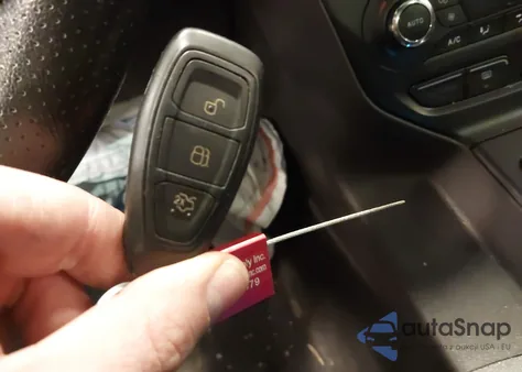 2013 Ford Focus St z USA, uszkodzony, nr VIN 1FADP3L93DL179282